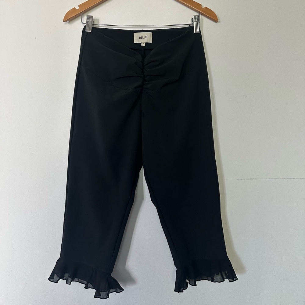 Belle the label ruched capri pants